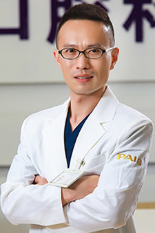王紹雲 執業醫師